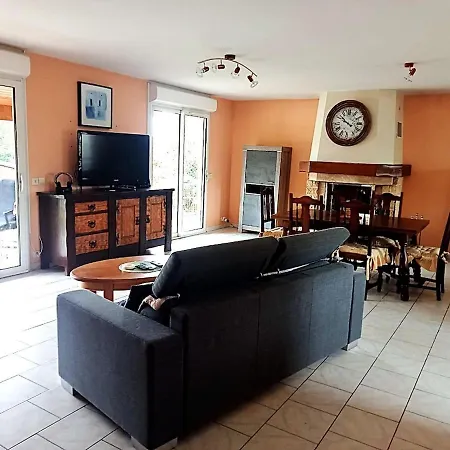 Casa de Férias Au Bord Du *